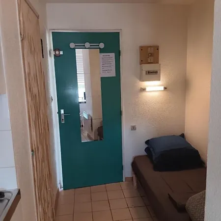 Les Studines Apartment Nimes